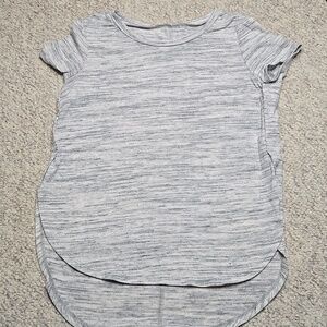 Old Navy Regular Round Bottom Tee